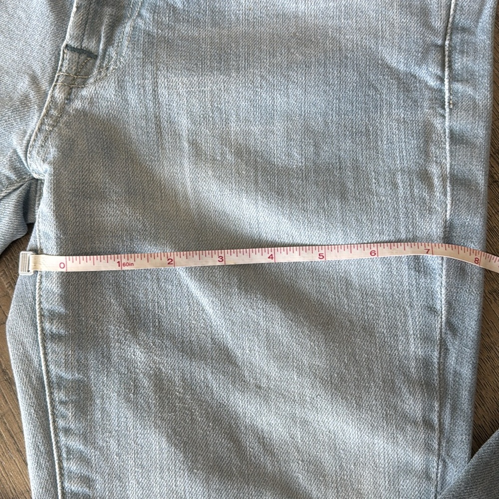 7 for All Mankind Light Blue Washed Out Jeans - Picture 4 of 4